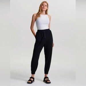 Varley Nevada Relaxed Jogger size Small EUC